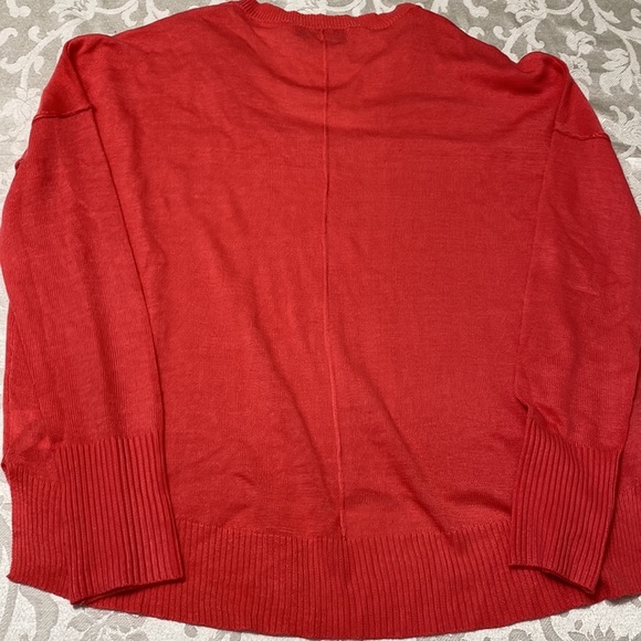 - JOHN + JENN Coral oversized Sweater size XS - Picture 6 of 7